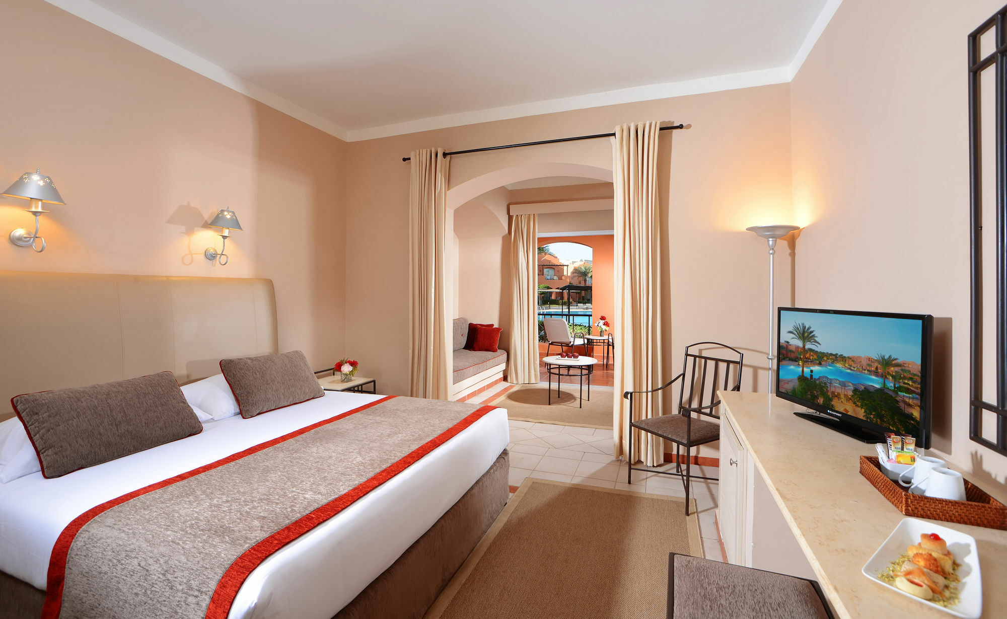 Jaz Makadi Oasis Club Hotel Buitenkant foto