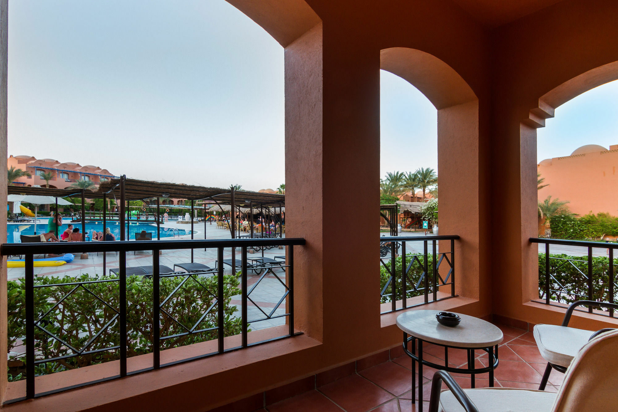 Jaz Makadi Oasis Club Hotel Buitenkant foto